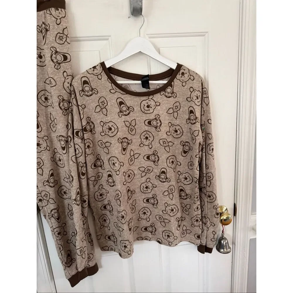 Disney Brown Winnie the Pooh & Tigger Pajamas sz M EUC